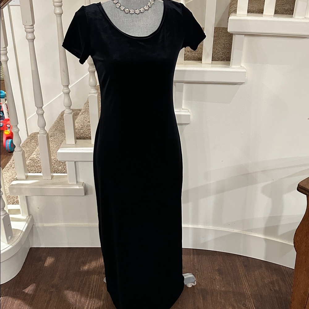 Velvet Scarlett dress